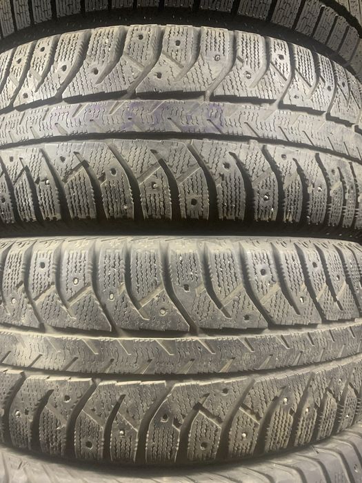 235/55/19 Bridgestone 2шт