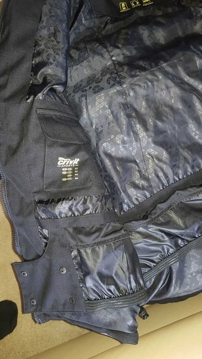 Ново яке waterproof/windproof/breathable/thermal подходящо е и за ски