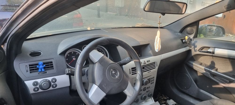 Opel Astra H  GTC , ediție sport.