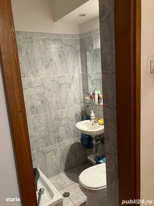 apartament 3 camere , etaj 1, langa tribunal