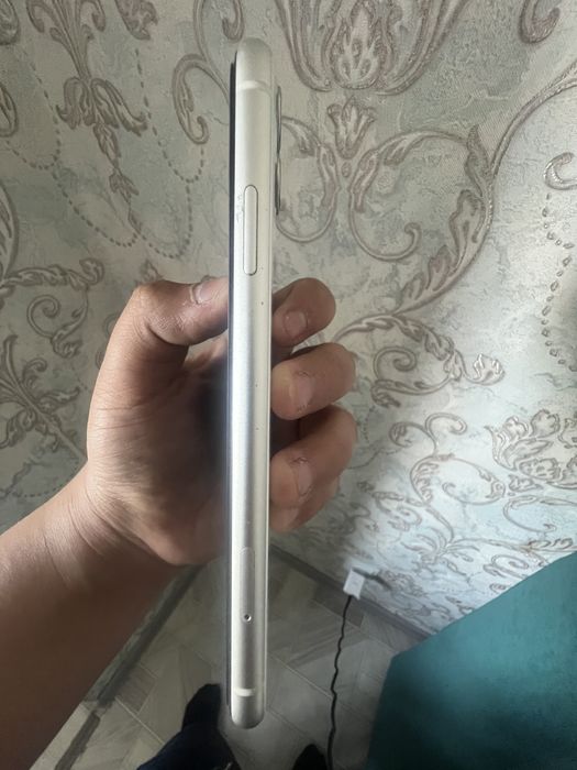 Айфон 11 акум 72 минус нету