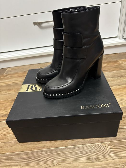 Продам обувь, женские ботильоны, туфли