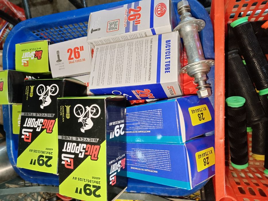 ремонт вело диски и могу найти любой вело и скутер запчасти. rock shox