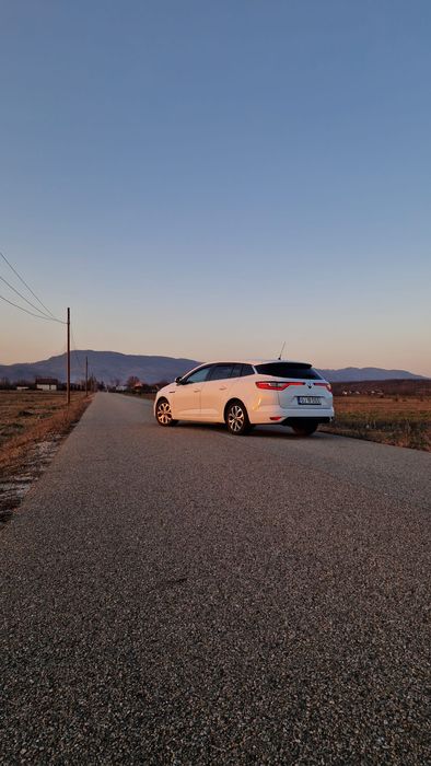 Vând Megane 4 benzina si gpl