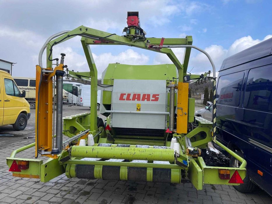 Balotiera Claas Rollant 255