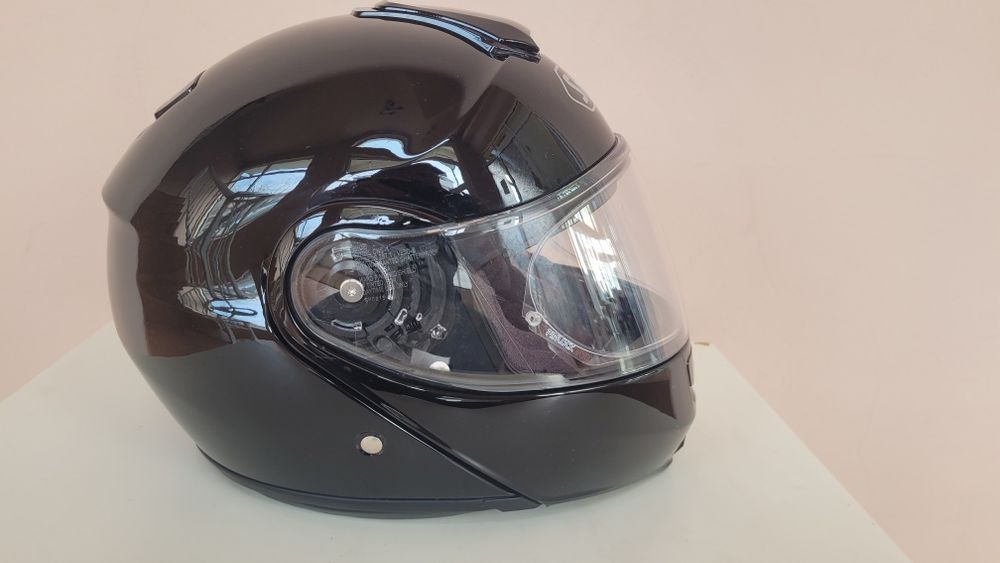 Модуларни каски. Shoei  Neotec