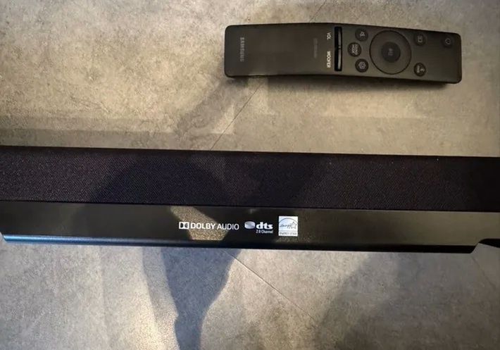 Soundbar 4.1 Samsung HW-R470, 240 W, Negru