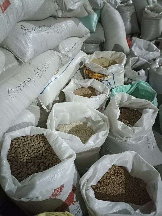 Отруби. Пшеница. Соль. Известь