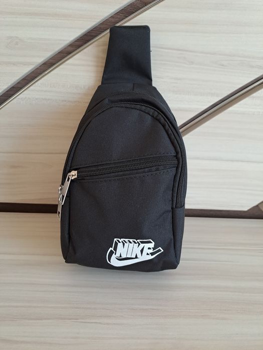 Чанта за рамо и през гърди