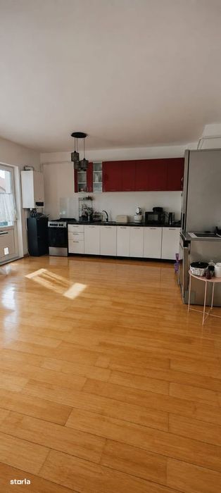 Apartament cu 4 camere de vanzare Manastur Cluj Napoca 91 mp 2 nivelur