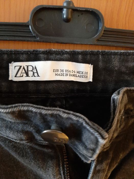 Черно дънки Zara