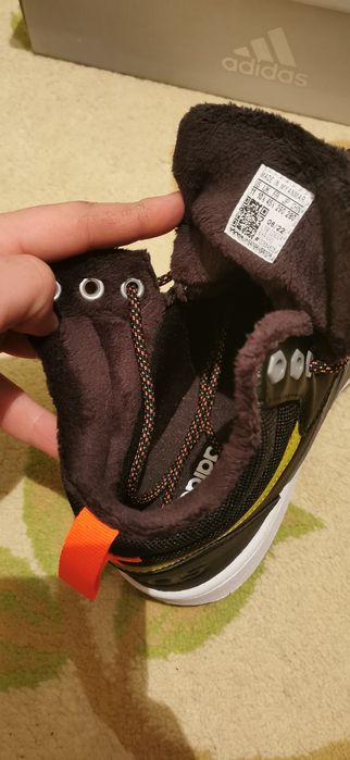 Adidas hoops 3.0 mid wtr