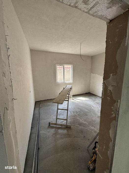 Vilă cu 4 camere, Navodari