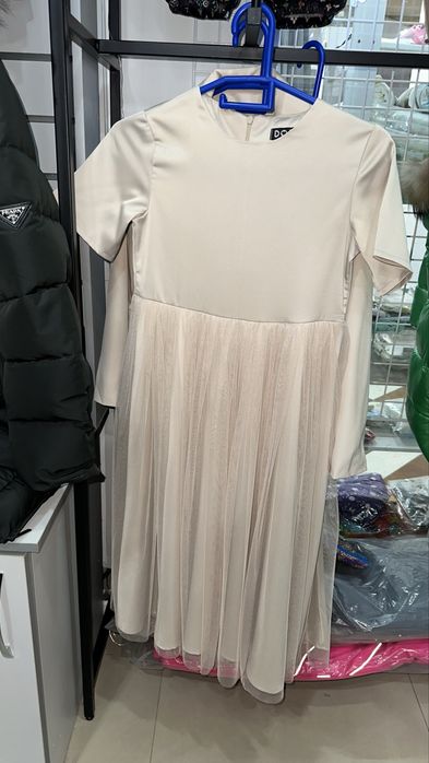 Продам костюм на девочку