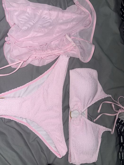 Продам  купальник