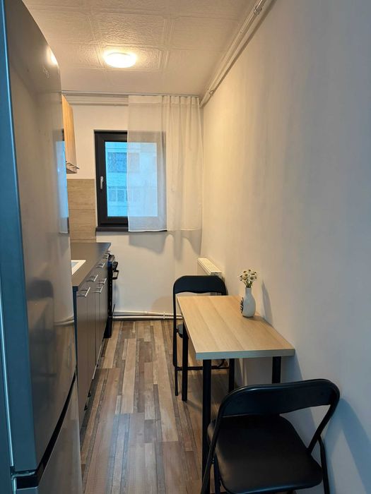 De închiriat - Apartament 2 camere Breaza, zona blocuri Liceul Militar