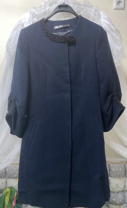 Qishki ust kiyimlar yangiday holatda