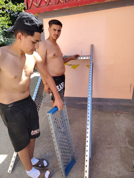 Scări zincate galvanizate