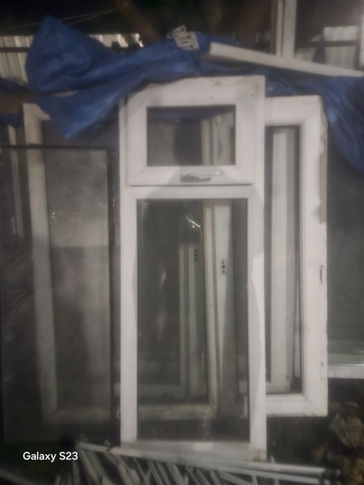 Продаём окна обращайтесь: