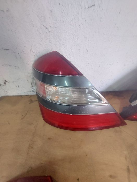 Фонари Мерседес 221