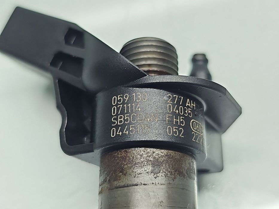 Injector AUDI A8 (4E) [Fabr 2004-2009] 059130277AH 3.0 TDI BKS 165KW /