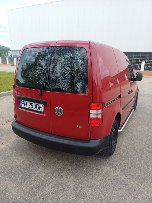 Vând Volkswagen Caddy