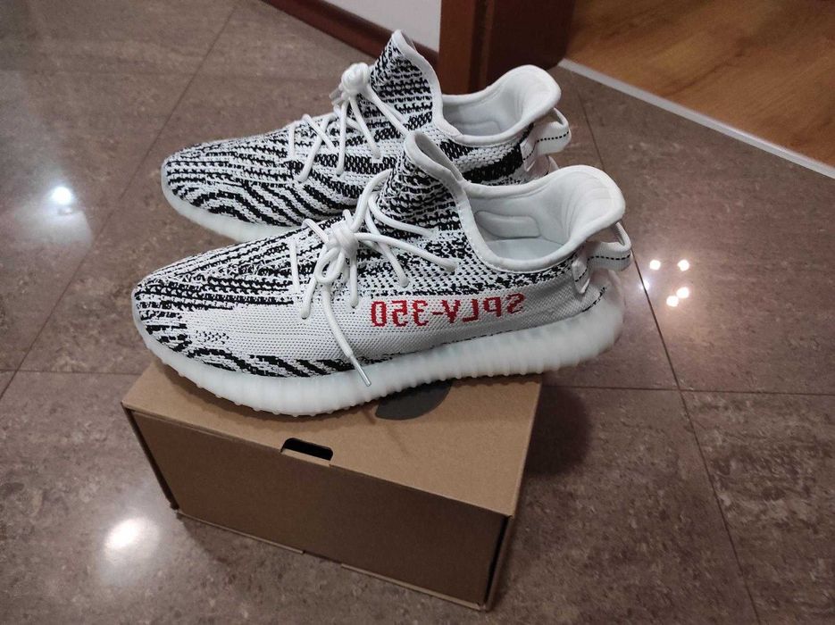 Adidas Yeezy Boost 350 V2 Zebra