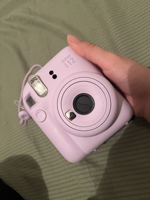 instax mini 12.