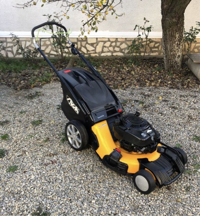 Masina de tuns iarba Briggs Stratton Stiga