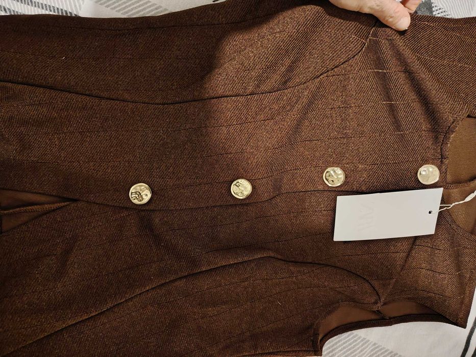 Нов костюм с елек Zara S