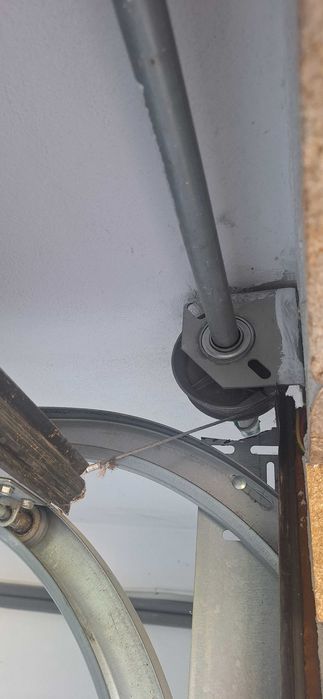 Vând usa garaj modulară automată