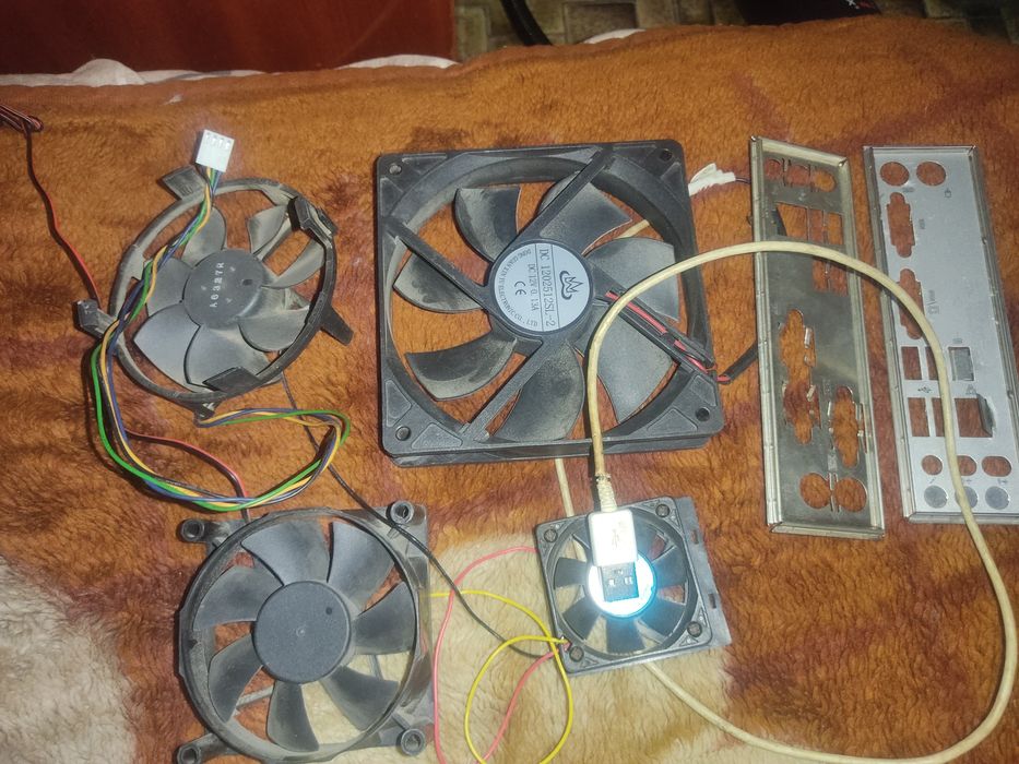 Комплектующие на ПК.