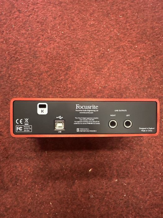 Interfață audio USB  focusrite