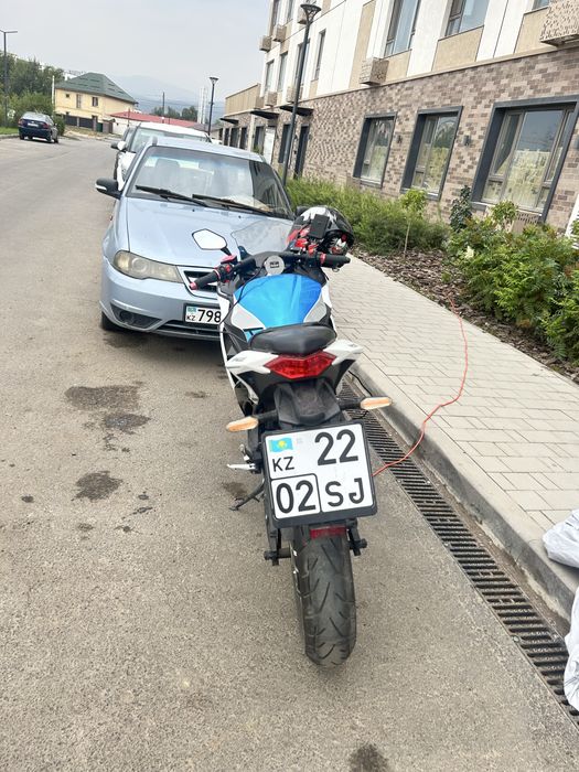 Электромотоцикл Yamaha R3000