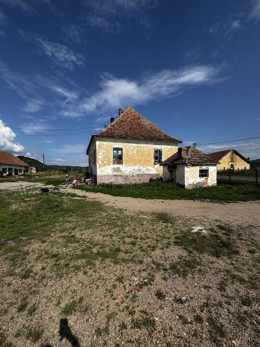 Se vinde proprietate industriala 13355 mp curti/constructii intravilan