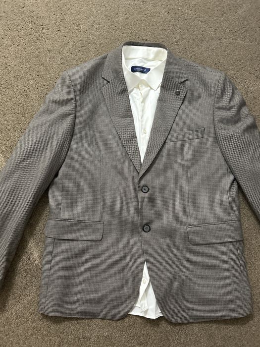 Пиджак мужской с рубашкой