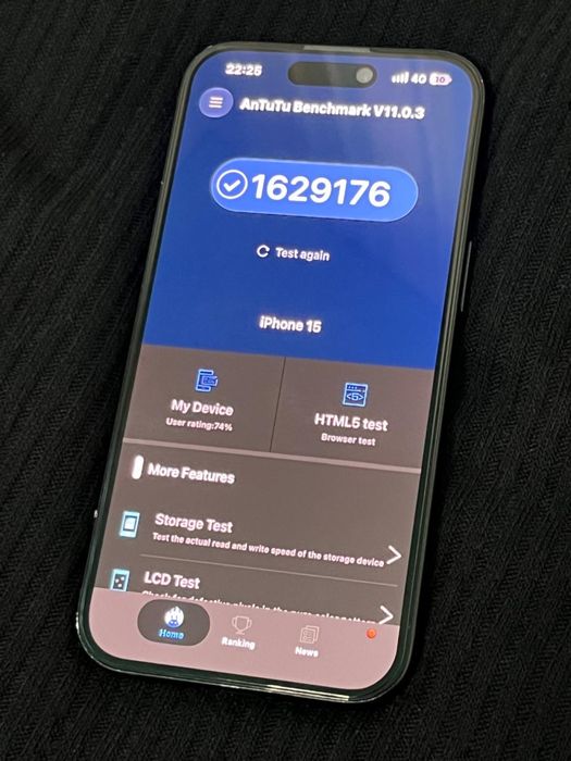 Продам iPhone 15 - 128 GB