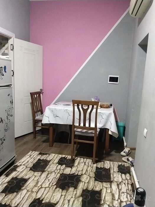 Ховли сотилади .