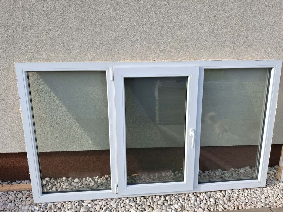 Vând geamuri termopan