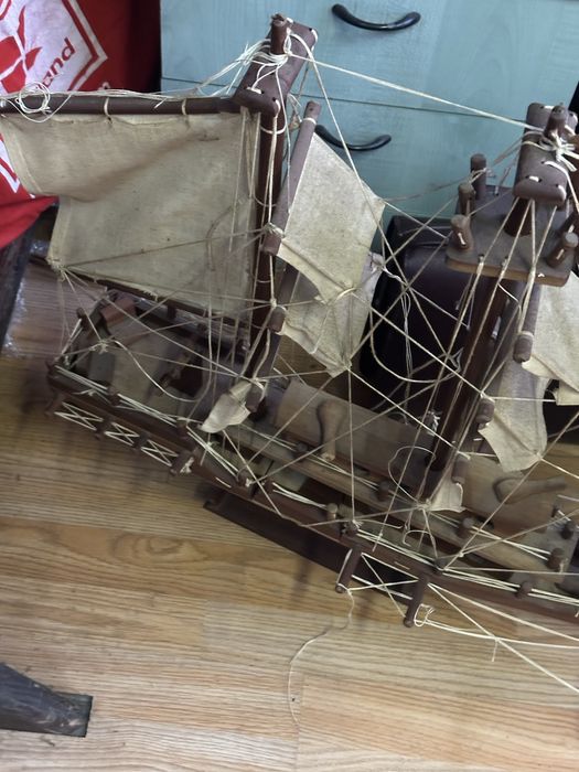 голям стар макет на кораб