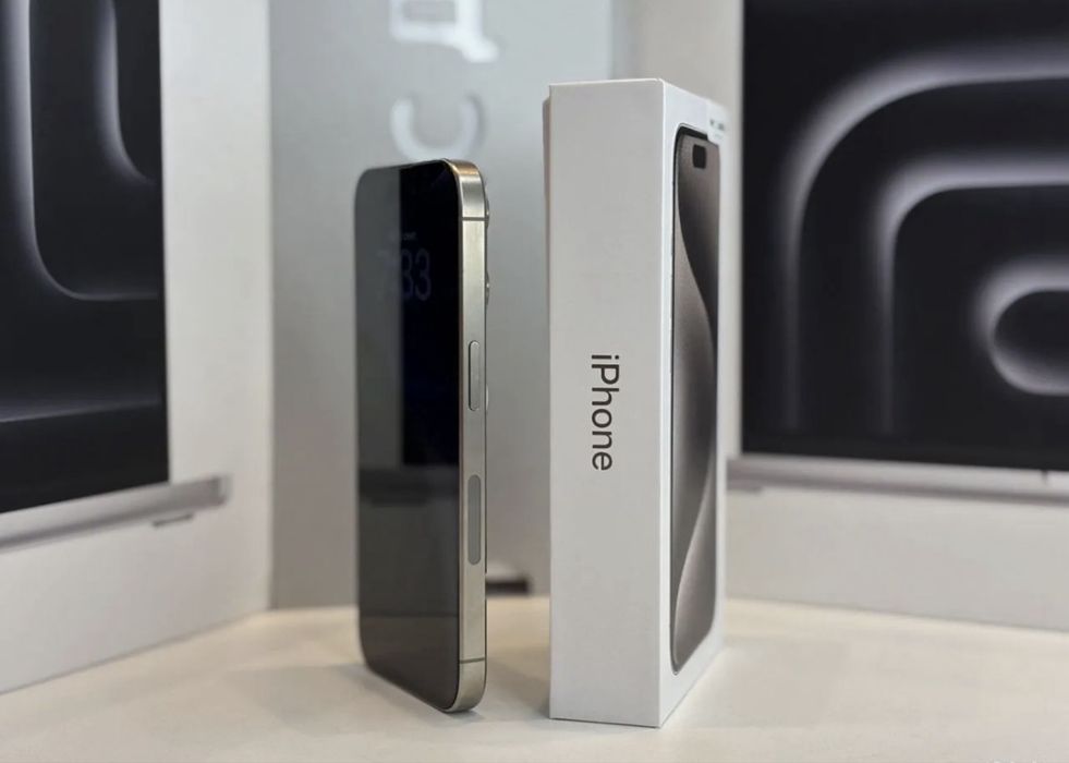 iPhone 15 Pro в иделаьном состоянии