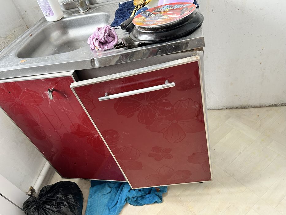 Отдам бесплатно кухонный гарнитур