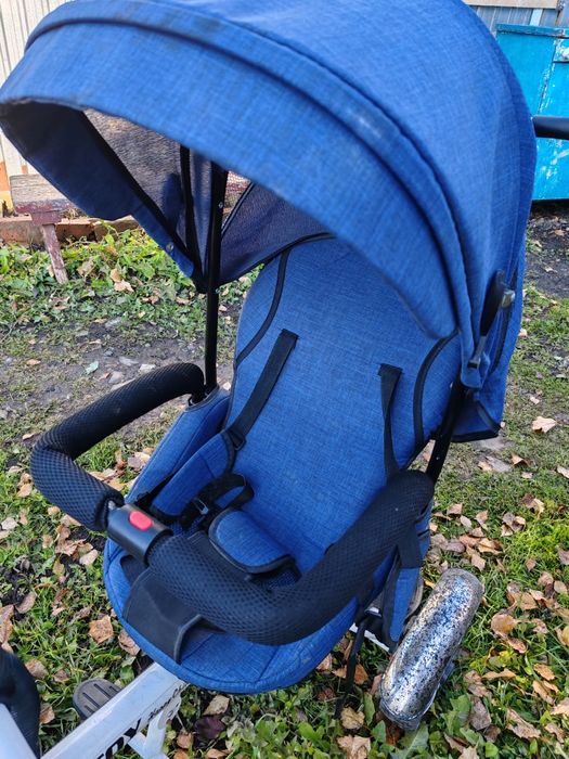 Детский трехколесный велосипед