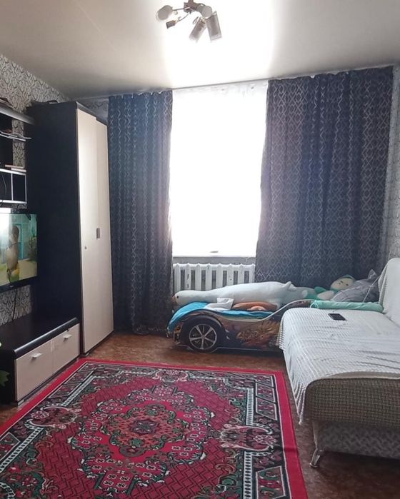 Продам 1 к в центре 9/9