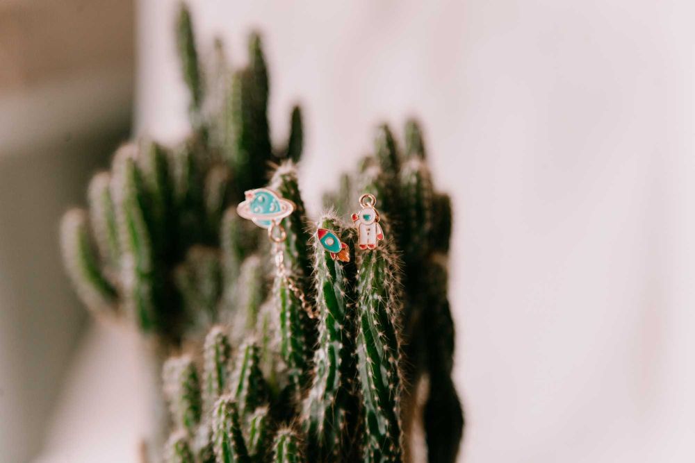 Оригинальные женские серьги