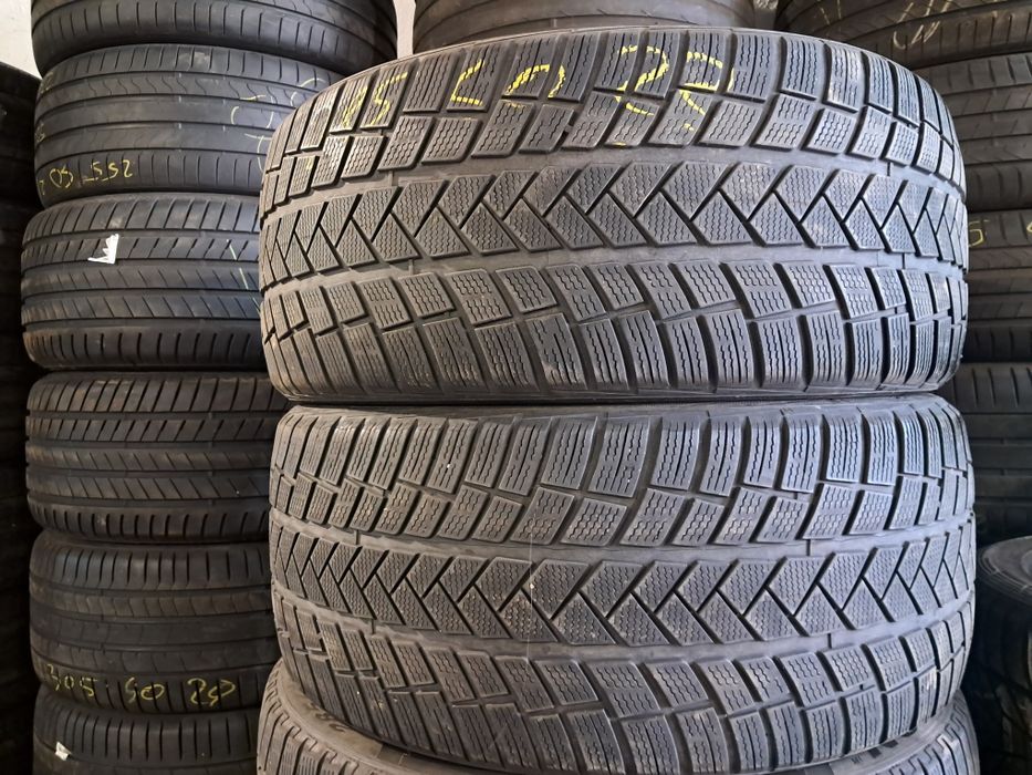 Anvelope second iarna 285 40 R22 Vredestein