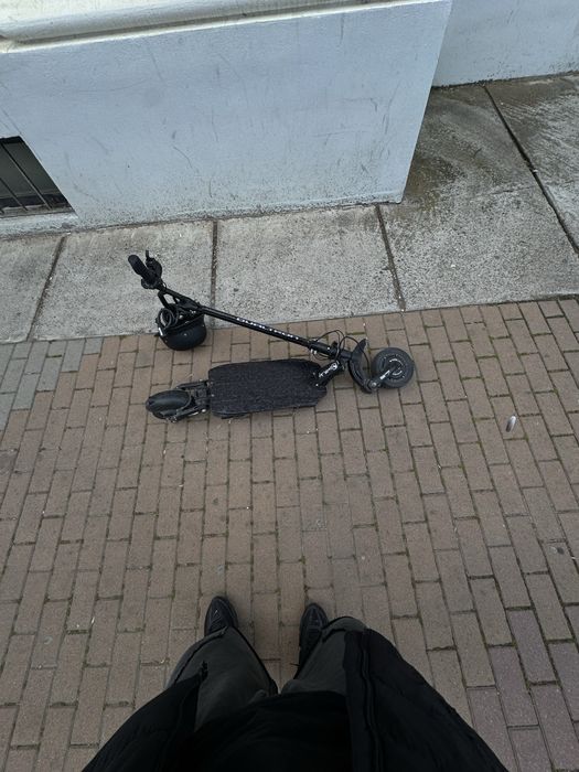 Dualtron raptor 2 (cadru rupt 750lei) vand piese/ intreg