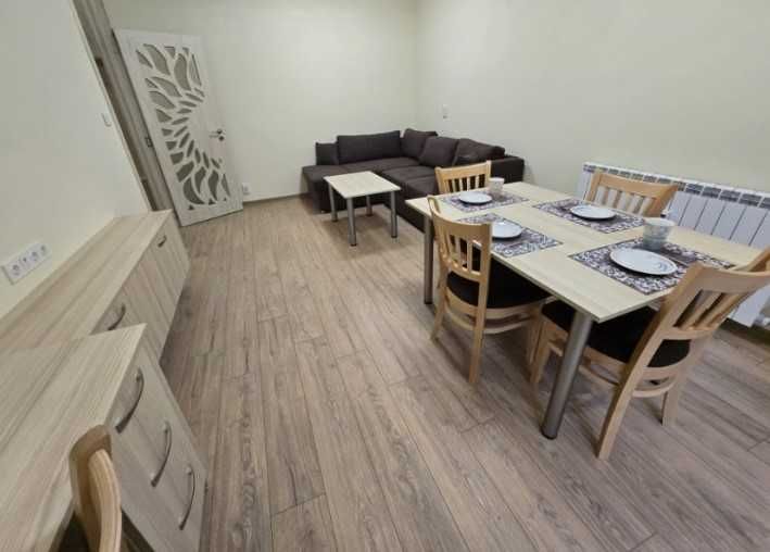 Дава се под наем Двустаен апартамент в София, Изток - 45 кв.м за 550 € - Снимка #2