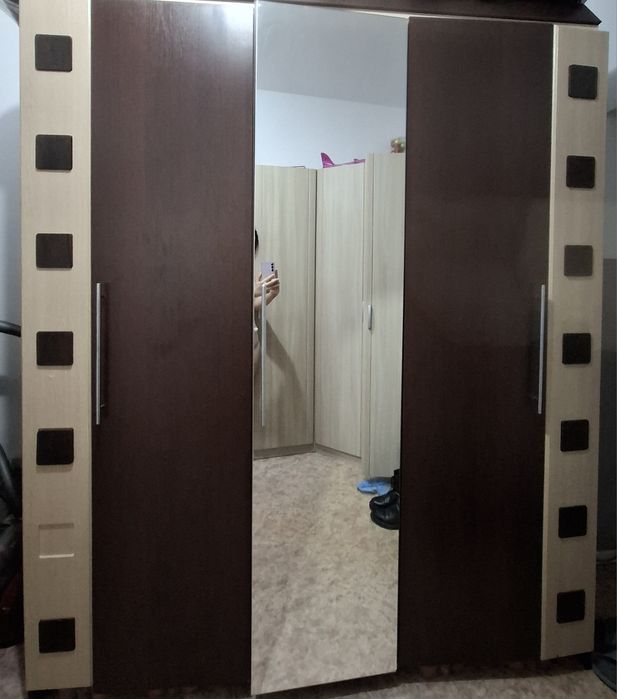 Шифоньер/шкаф с плательной