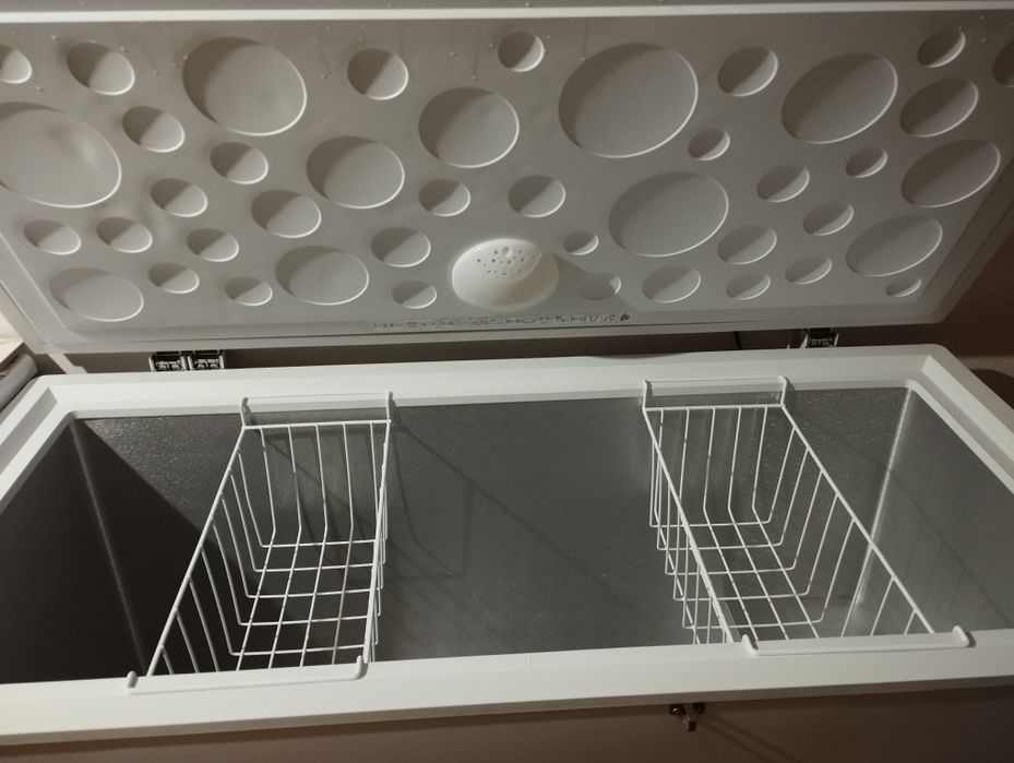 Продам морозилку